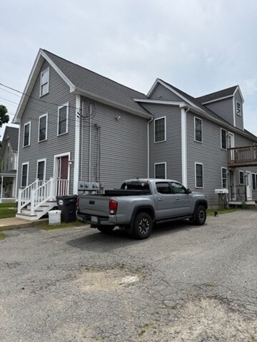 Building Photo - 23 Grove St