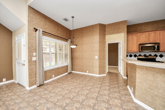 Building Photo - 7310 Whistle Ct