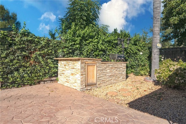 Building Photo - 6045 Sausalito Ave