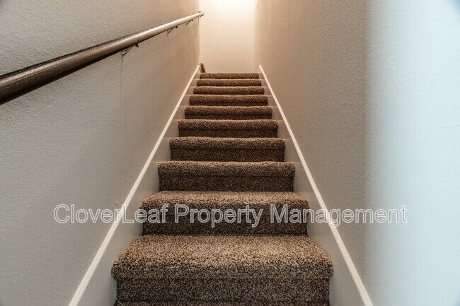 Building Photo - 9118 Bennett Frst