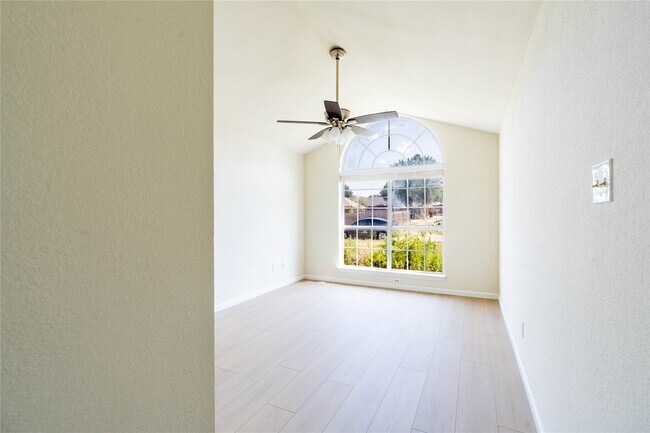 Building Photo - 1417 Quail Crest Dr