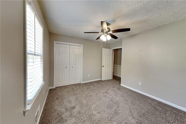 Building Photo - 2935 Leasa Ct
