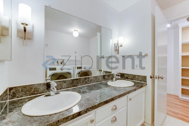 Building Photo - 1614 NE 199th Ct