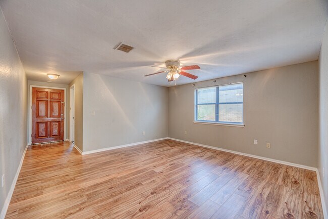 Building Photo - 12500 SW 2nd St