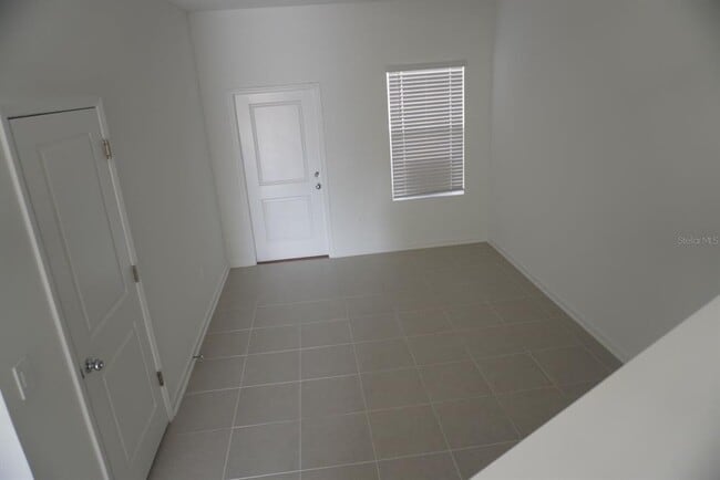 Building Photo - 2700 Skyline Lp