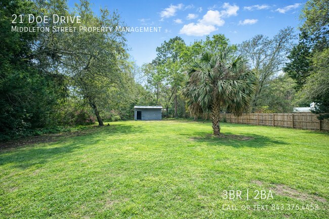 Building Photo - 21 Doe Dr