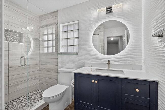 Building Photo - 7004 Galleon Cove Cir