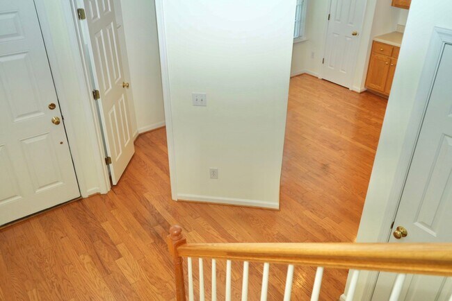Building Photo - 1119 Somer Chase Ct