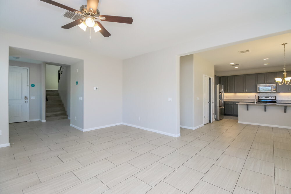 Building Photo - 2357 S Lorena