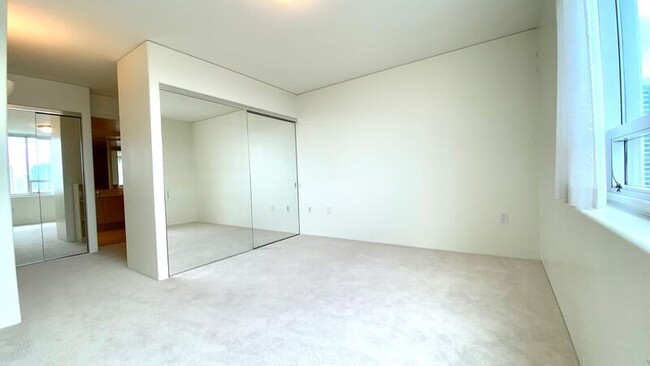 Building Photo - 88 Piikoi St