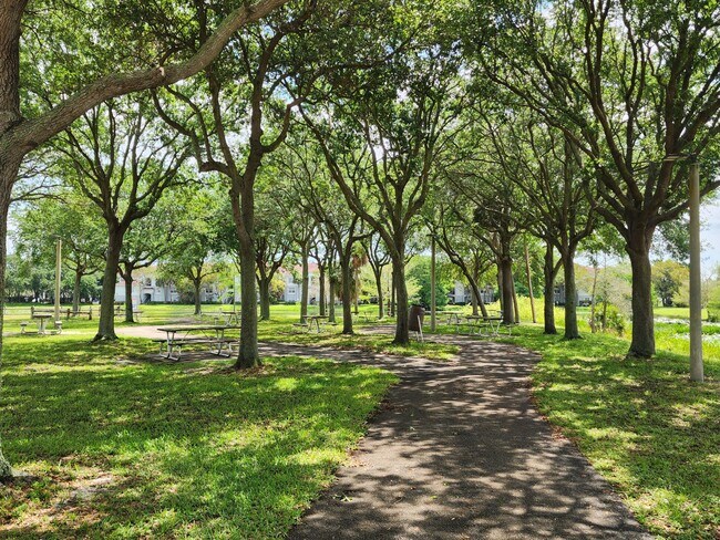 Building Photo - 5816 Monterra Club Dr