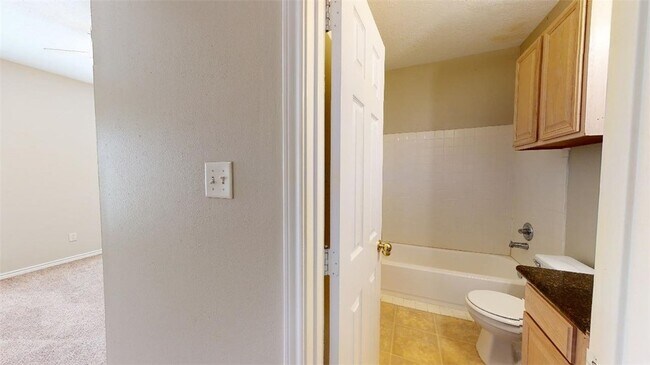 Building Photo - 1621 Park Pl