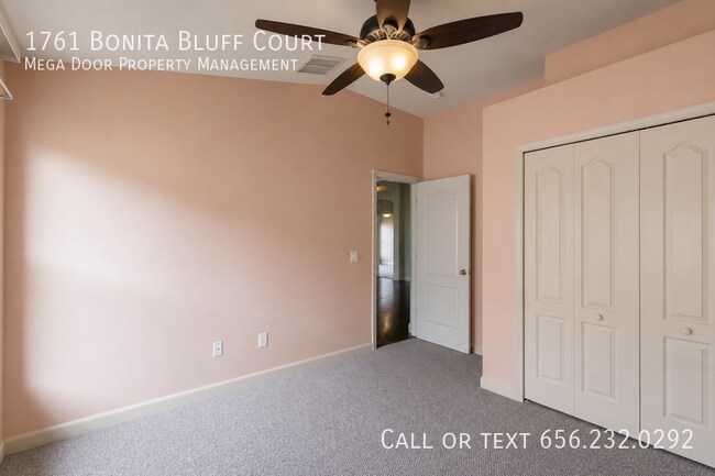 Building Photo - 1761 Bonita Bluff Ct