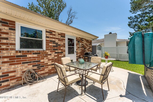 Building Photo - 121 Bluefish Ave