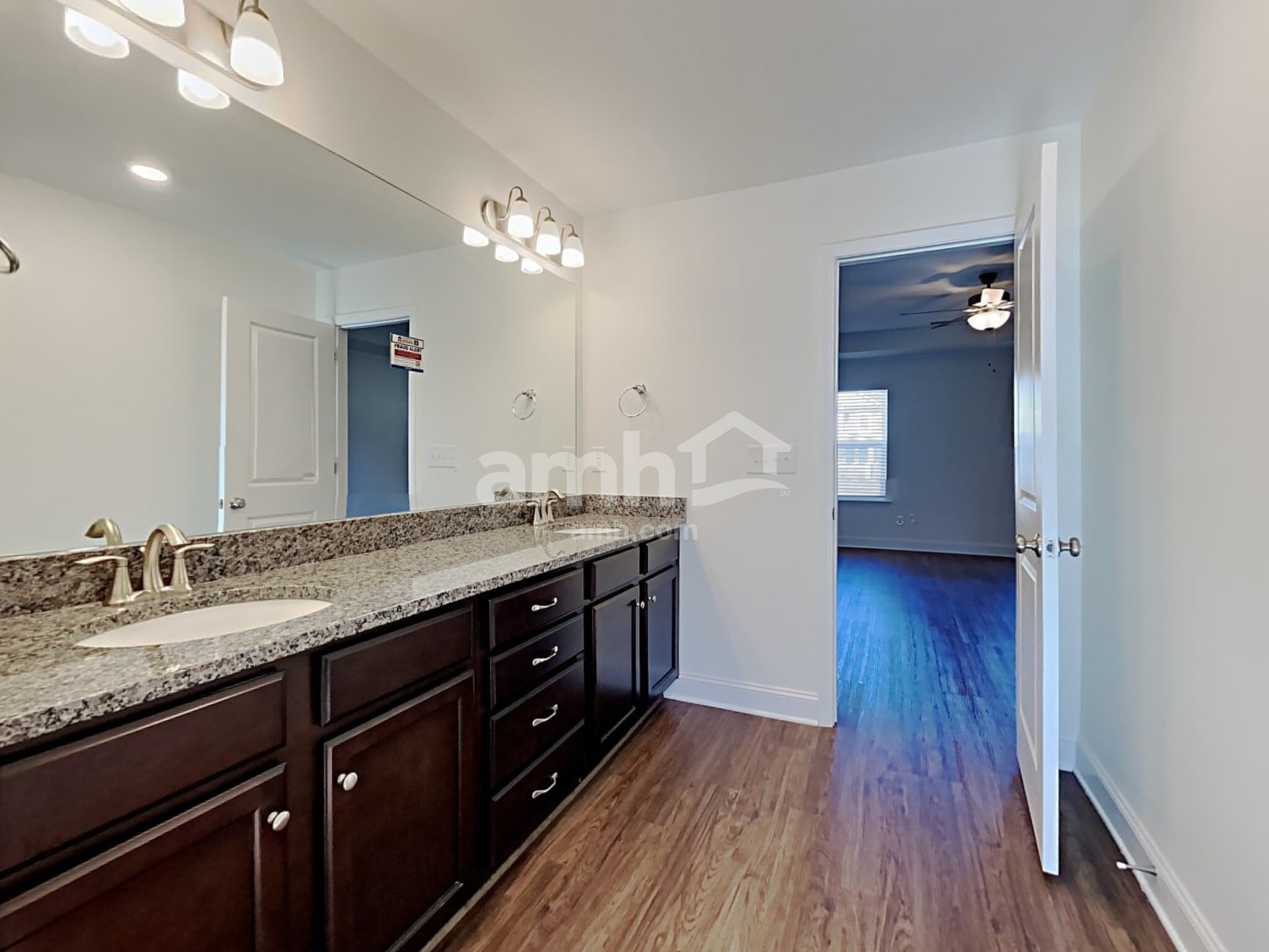 Building Photo - 108 Fairway Crossing Way