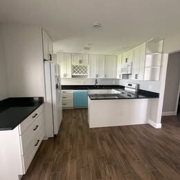 Building Photo - 2515 Gary Cir