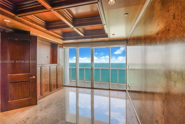 Building Photo - 9601 Collins Ave