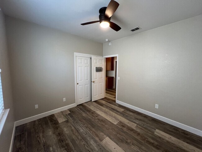 Building Photo - 4-bedroom single story in Sylvan School Di...