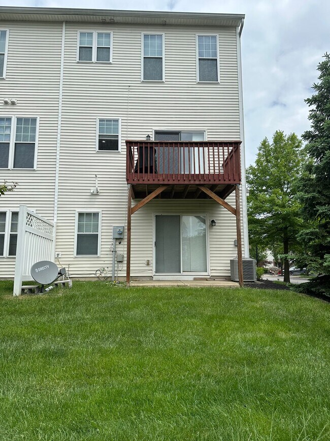 Building Photo - 337 Modesta Rd