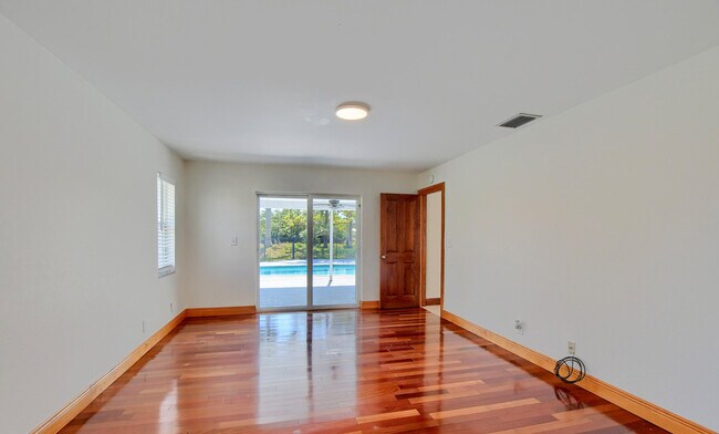 Building Photo - 2334 Timbercreek Cir NW