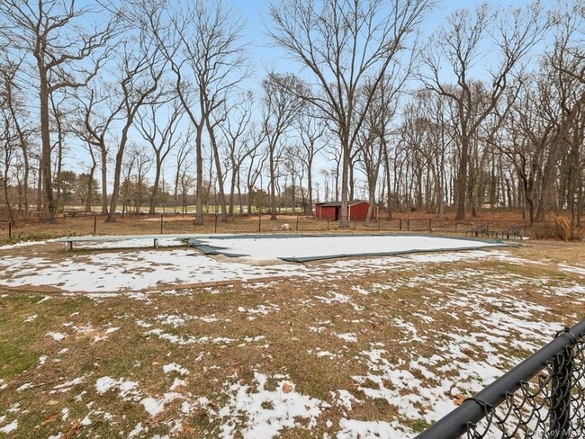 Building Photo - 5 Linda Ct