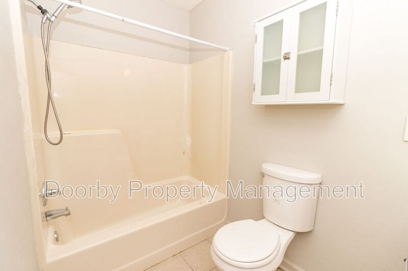 Building Photo - 5345 Lazard St