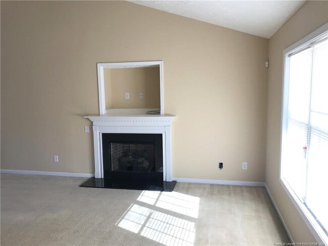 Building Photo - 162 Andes Dr