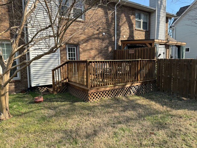 Building Photo - Remodeled 3BR Home Near Belmont & 12 South