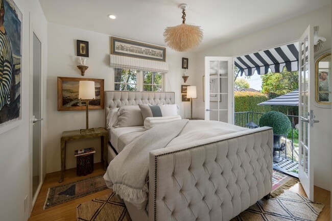 Building Photo - 3109 Calle Cedro