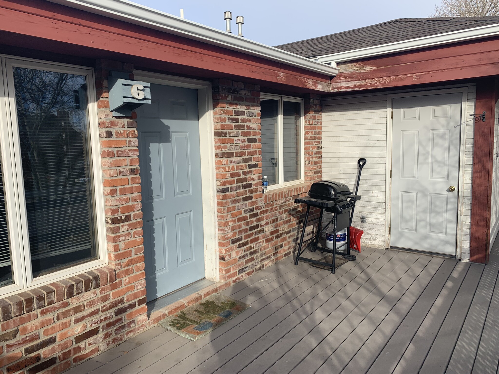 Building Photo - 1604 Sand Ct