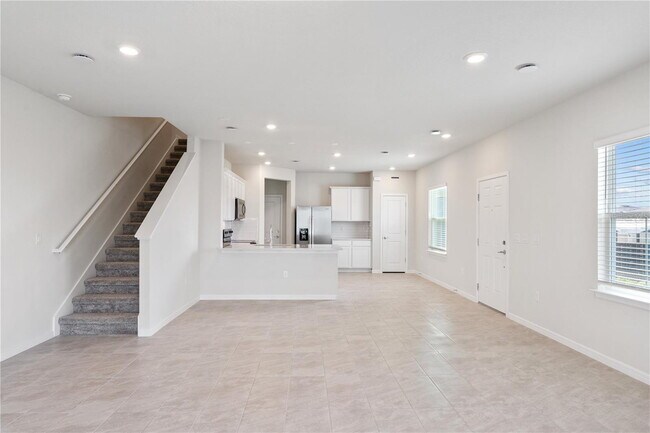 Building Photo - 2326 Vision St