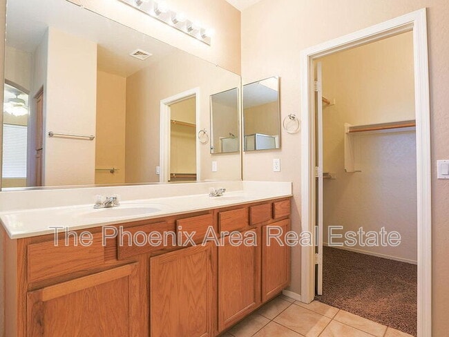 Building Photo - 21418 E Camina Plata Ct