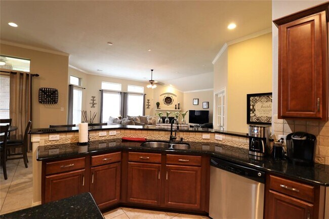 Building Photo - 6126 Emberwood Falls Dr