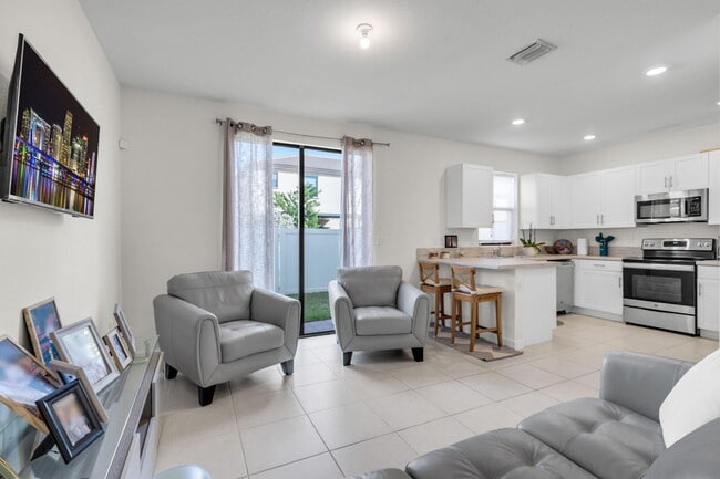 Building Photo - 11101 W 33rd Ct