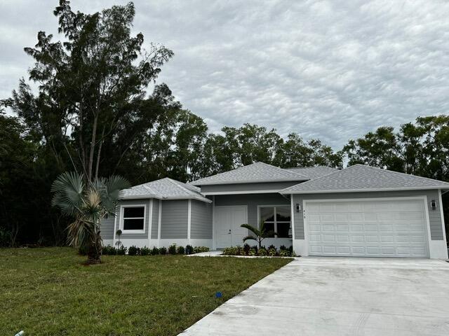 Building Photo - 419 SW Namoit Pl