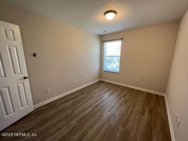 Building Photo - 689 Melba St