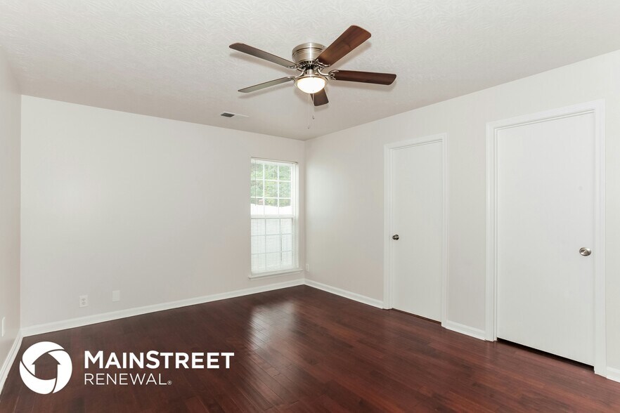 Building Photo - 10503 Irvin Pines Dr