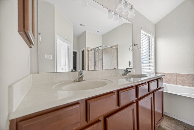 Building Photo - 4531 Ferndale Meadows Dr