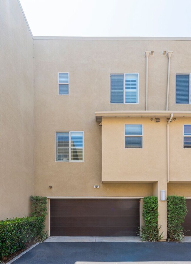 Building Photo - Ocean, #104