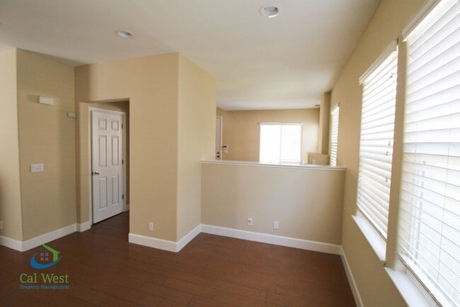 Building Photo - $4895 - **COMING SOON-END OF SEPT** Beauti...
