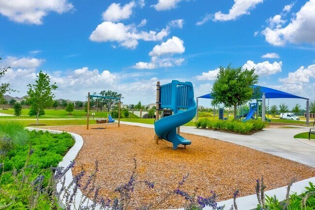 Building Photo - 9814 Magnolia Village Ln