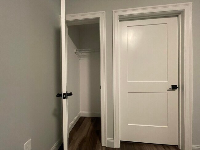 Building Photo - 25 Lowell St