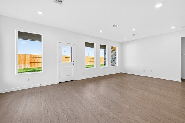 Building Photo - 16214 Texas Flatland Way