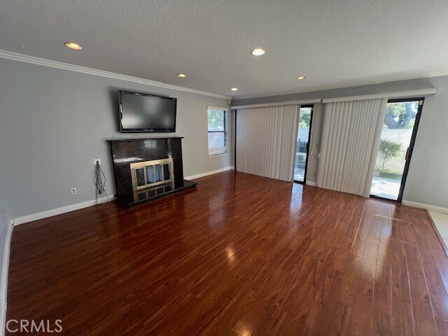 Building Photo - 2 Bloomdale