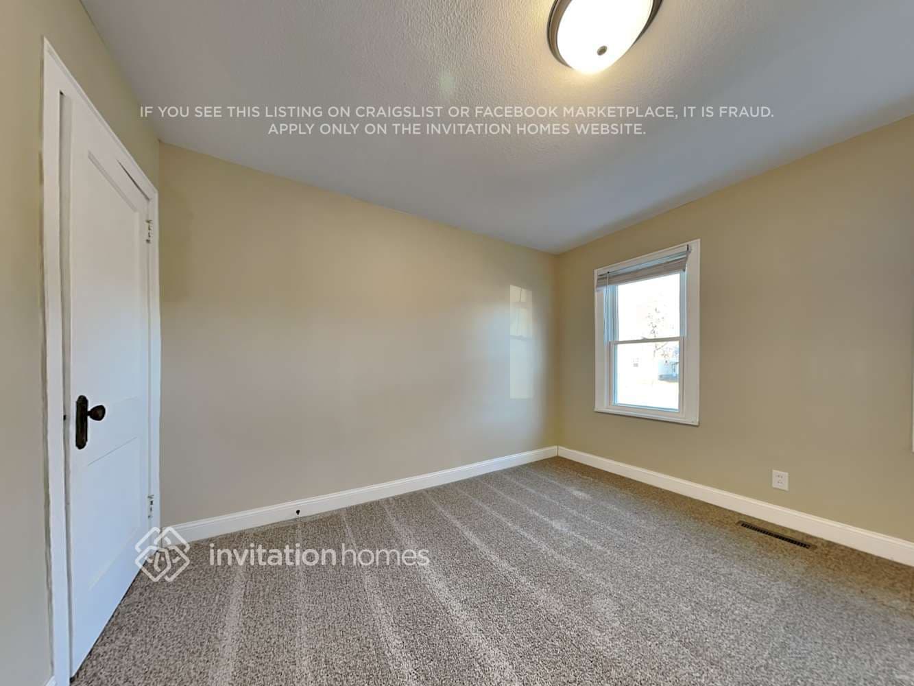 Building Photo - 3840 44th Ave S