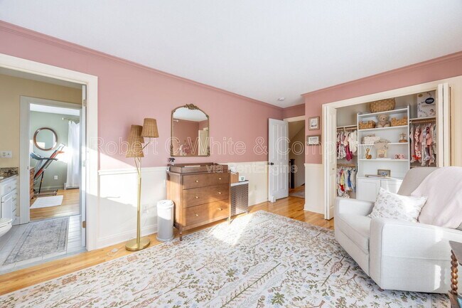 Building Photo - 27 Saw Mill Rd