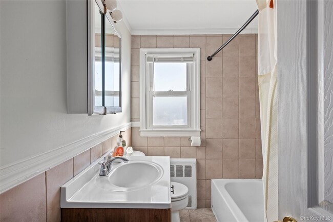 Building Photo - 272 N Delaware Ave