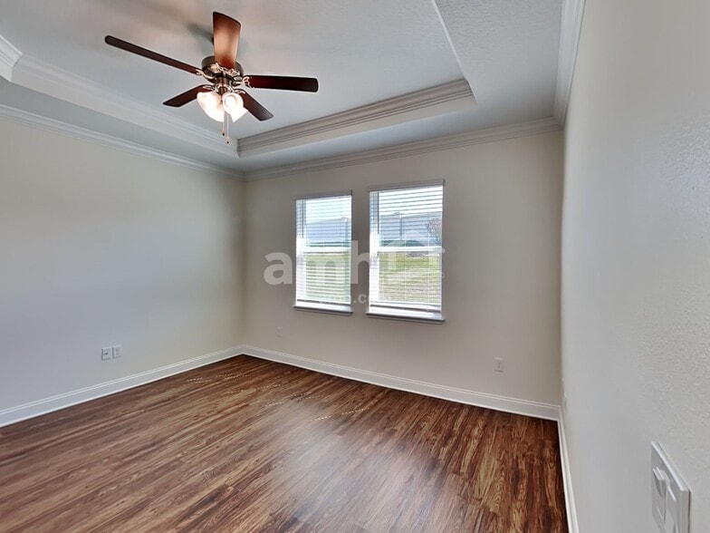 Building Photo - 1050 Summer Stone Loop