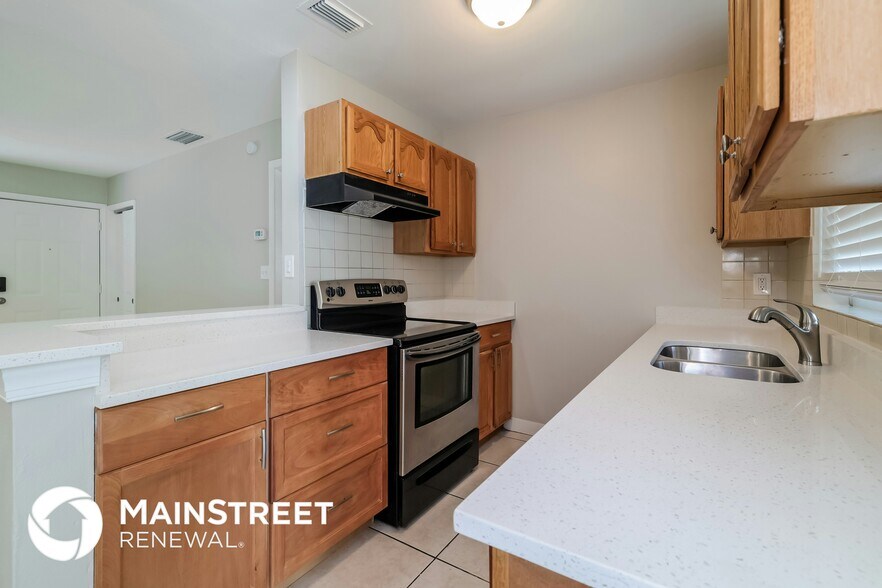 Building Photo - 7007 Alvina Way