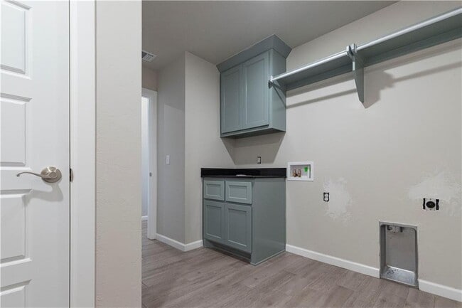 Building Photo - 16300 Marsha Dr